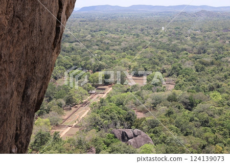 [Sri Lanka] View from the top of Sigiriya 124139073