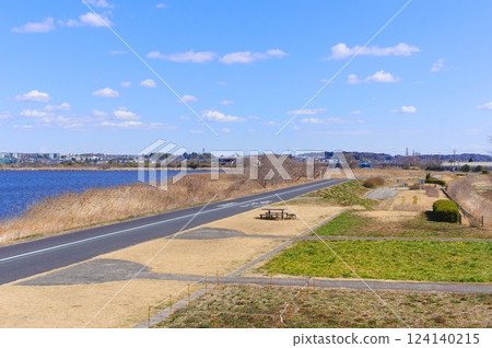 千葉縣我孫子市手賀沼湖風景 2025 年 3 月 千葉縣我孫子市手賀沼湖風景 2025 年 3 月 124140215