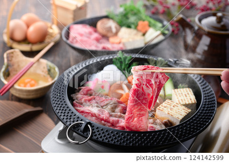 壽喜燒（日本牛肉） 124142599