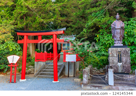 Shirahama Shrine (Kimme Benzaiten) in Shimoda City, Shizuoka Prefecture Shirahama Shrine (Kimme Benzaiten) in Shimoda City, Shizuoka Prefecture 124145344