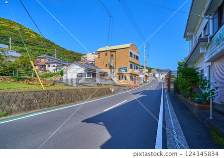 高知縣土佐清水市足折岬（白山洞）附近道路（縣道27號）向東望去 124145834