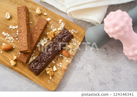 Protein Bars – The perfect protein snack for weight training and weight loss 124146341