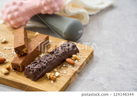 Protein Bars – The perfect protein snack for weight training and weight loss 124146344