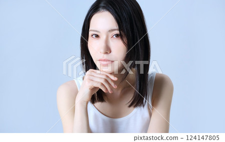 Female portrait beauty image 124147805