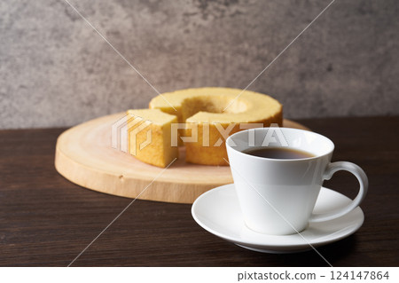 年輪蛋糕圖像 124147864