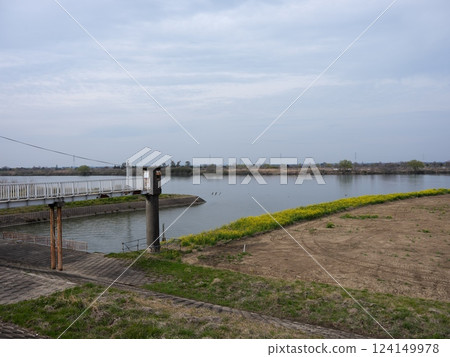 音河岸邊 音河岸邊 124149978