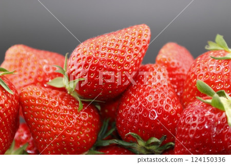 Strawberry mountain close-up Strawberry mountain close-up 124150336