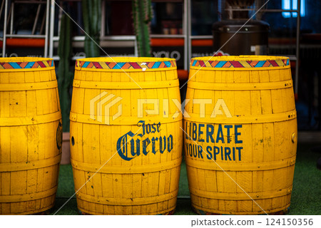 Bars and clubs in Itaewon commercial district known for its nightlife and expat population, in Seoul, South Korea 124150356