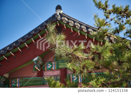 Deoksugung royal palace of Joseon dynasty in Seoul, South Korea 124151336