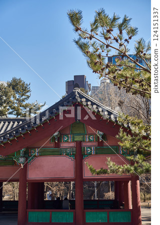 Deoksugung royal palace of Joseon dynasty in Seoul, South Korea 124151337