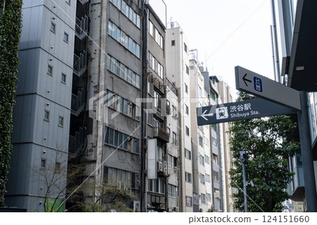 Guide sign in downtown Shibuya Guide sign in downtown Shibuya 124151660