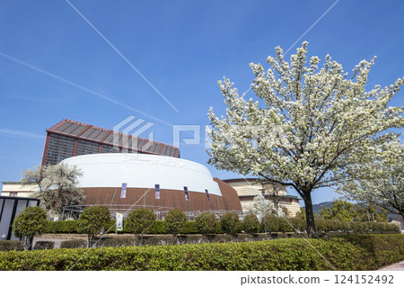 Nashikkokan and Kurayoshi Future Center 124152492