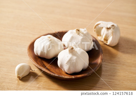 西班牙大蒜 西班牙大蒜 124157618