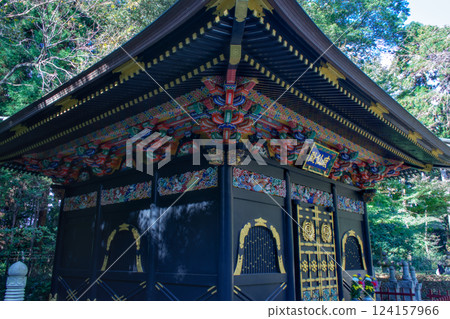 晴朗天空下的日本仙台市感仙殿 晴朗天空下的日本仙台市感仙殿 124157966