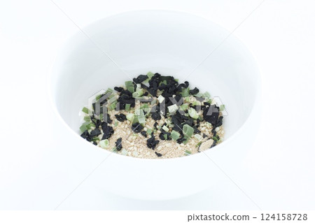 Instant Seaweed Soup Instant Seaweed Soup 124158728
