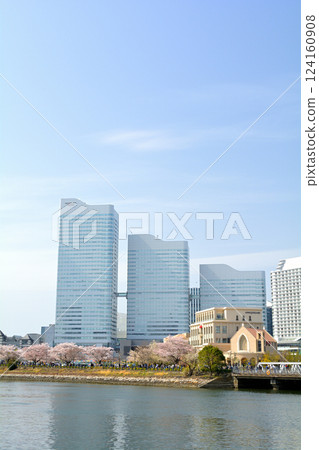 Yokohama  124160908