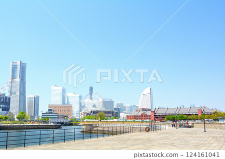 Yokohama  124161041