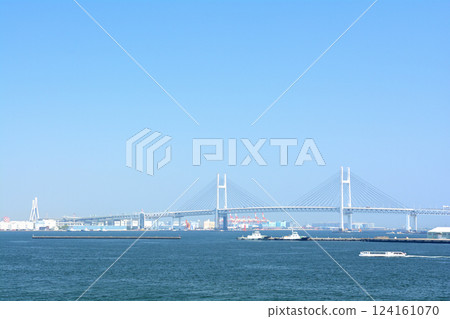 Yokohama  124161070