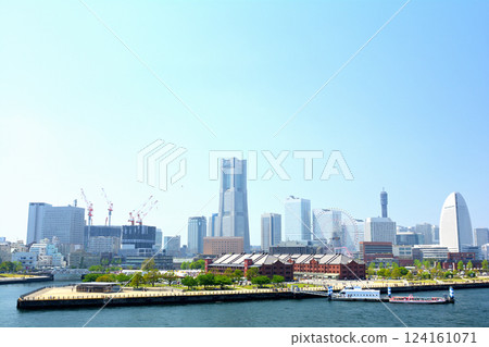 Yokohama Yokohama 124161071
