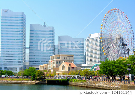 Yokohama Yokohama 124161144