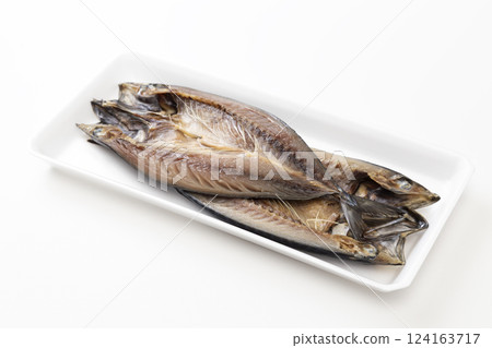 Dried mackerel 124163717