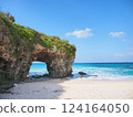 Arch rock at Sunayama Beach, white sand and blue sea (Miyakojima, Okinawa) 6 124164050