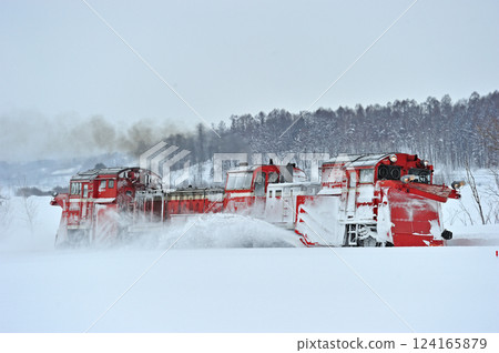 宗谷本線 北比布蘭路 JR北海道 DE15-2515 (旭川) 定期除雪列車 Russell 宗谷本線 北比布蘭路 JR北海道 DE15-2515 (旭川) 定期除雪列車 Russell 124165879