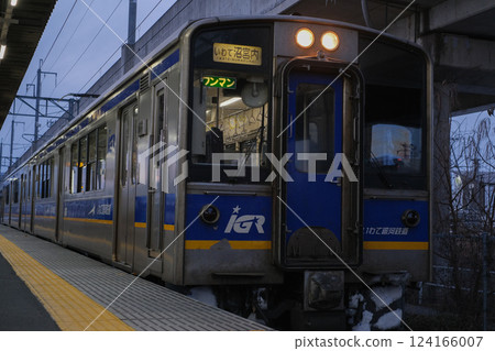 Iwate Galaxy Railway stopping at the station 124166007