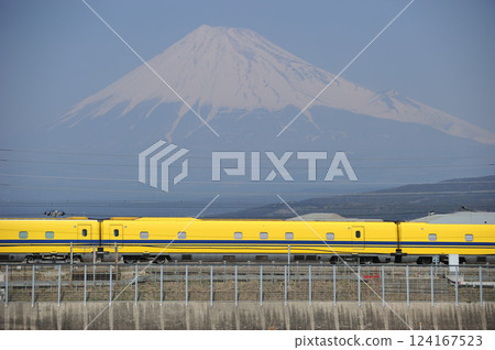 Tokaido Shinkansen Mishima-Shin-Fuji JR Central 923-0 series T4 train (Tokyo) Doctor Yellow 124167523