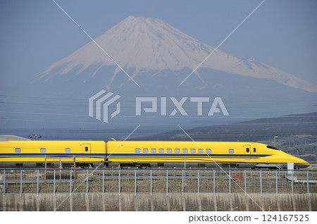 Tokaido Shinkansen Mishima-Shin-Fuji JR Central 923-0 series T4 train (Tokyo) Doctor Yellow 124167525