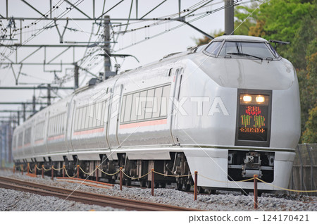 高崎線 本所～岡部 JR東日本 651系列 1000系列 OM203列車（大宮） 草津K-106列車 124170421