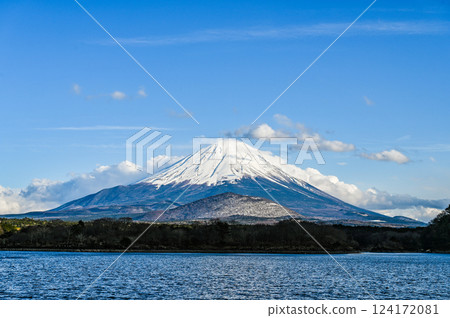 富士山和湖 124172081
