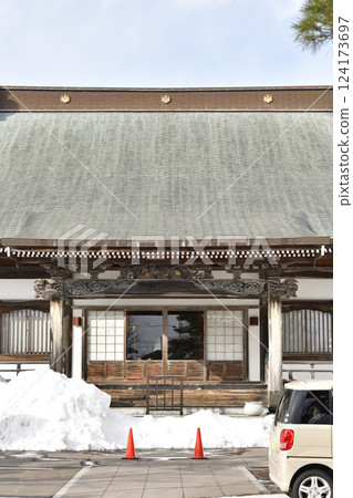 冬季拍攝北海道北斗市慈元山高德寺院內 冬季拍攝北海道北斗市慈元山高德寺院內 124173697