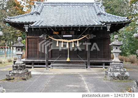 Kamoda Hachiman Shrine, worship hall, Kawagoe City 124173753