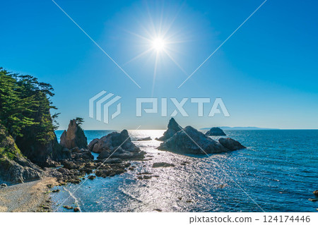 被太陽照亮的海 124174446