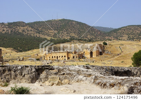 Türkiye, Pamukkale, Hierapolis ruins 124175496