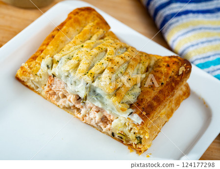 Fish pot pie with salmon 124177298