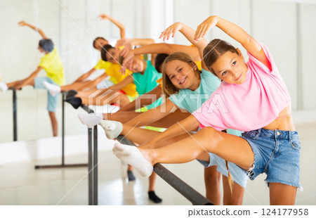 Young boys and girls training ballet moves Young boys and girls training ballet moves 124177958