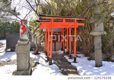 Photographing the grounds of Omori Inari Shrine in Hakodate, Hokkaido in early spring Photographing the grounds of Omori Inari Shrine in Hakodate, Hokkaido in early spring 124178186