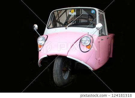 Pink classic car Pink classic car 124181318