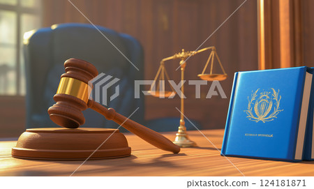 法律與秩序的象徵－法庭木槌和天平 124181871