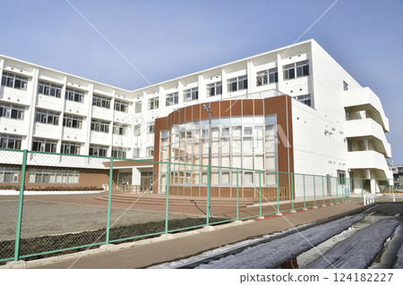 Photographing the Hakodate Municipal Tomoe Junior High School building in early spring in Hakodate, Hokkaido 124182227