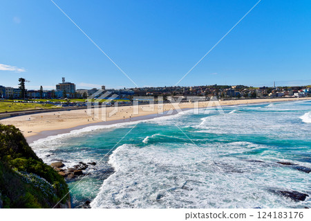 Bondi Beach 124183176