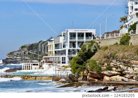 Bondi Beach 124183205