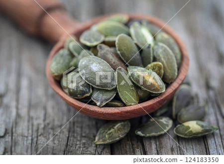 Pumpkin seeds roasted and salty 124183350