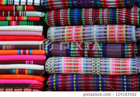 Shawls of different color 124183502