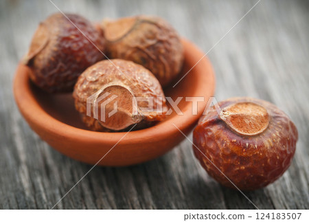 Sapindus mukorossi or Indian soapberry Sapindus mukorossi or Indian soapberry 124183507