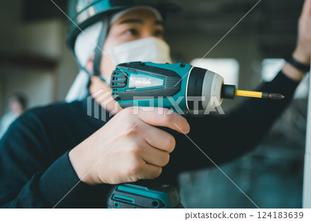 男人 男 男性 124183639