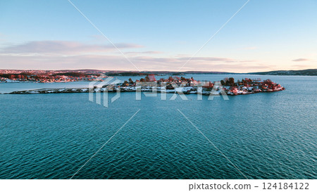 Oslo fjord 124184122