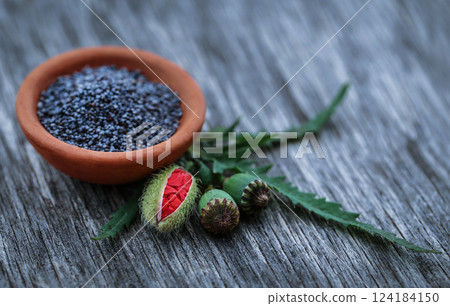 Poppy seeds 124184150